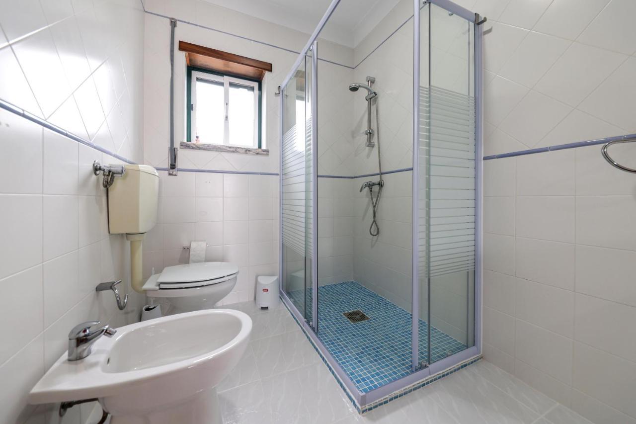 Casas Com Amoras In Serra Da Pescaria Famalicão Extérieur photo