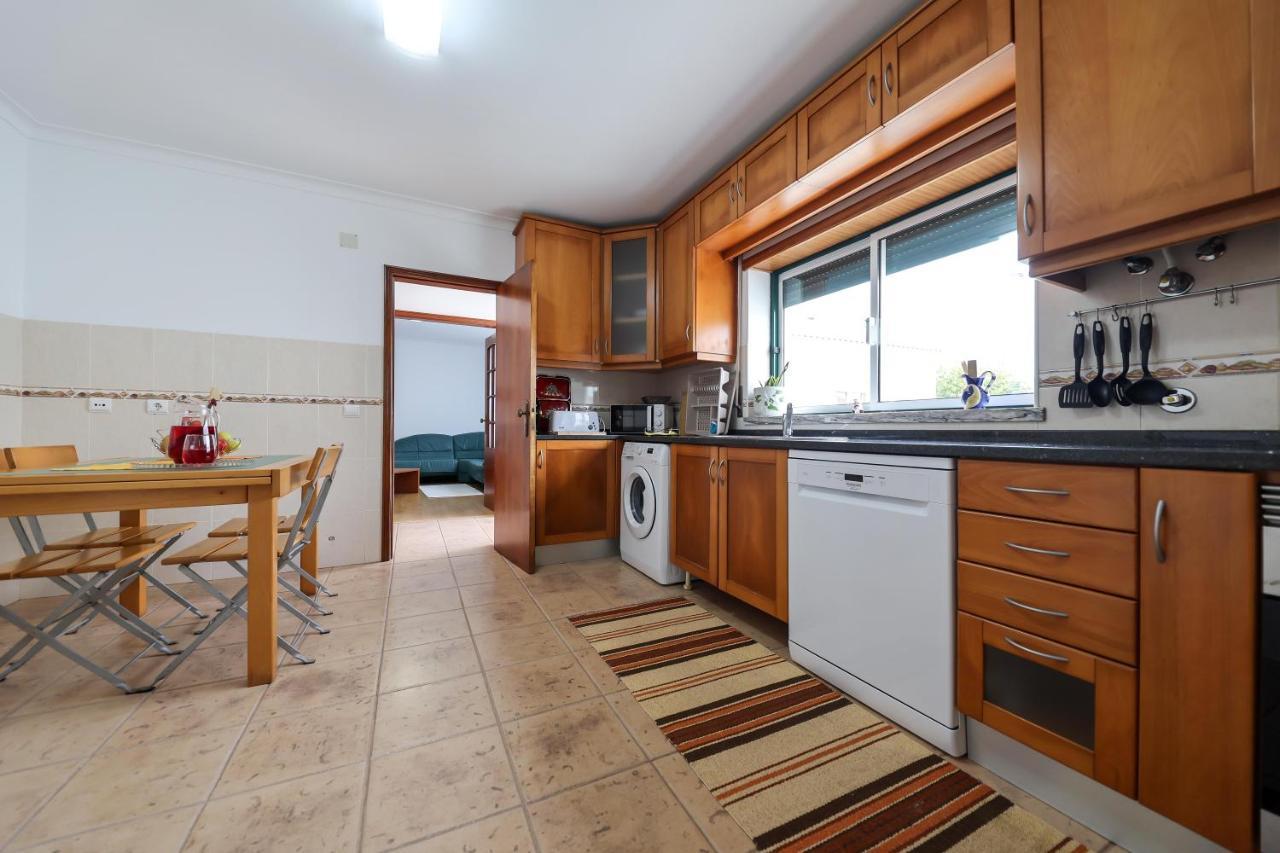 Casas Com Amoras In Serra Da Pescaria Famalicão Extérieur photo