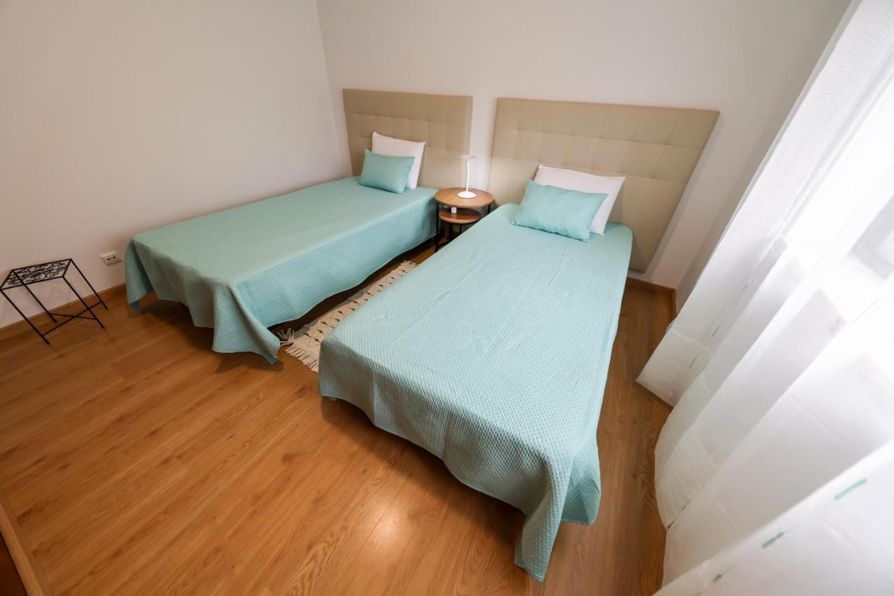 Casas Com Amoras In Serra Da Pescaria Famalicão Extérieur photo