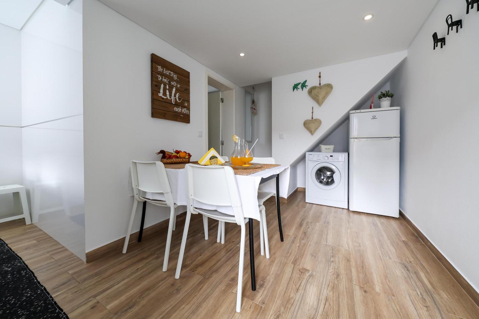 Casas Com Amoras In Serra Da Pescaria Famalicão Extérieur photo