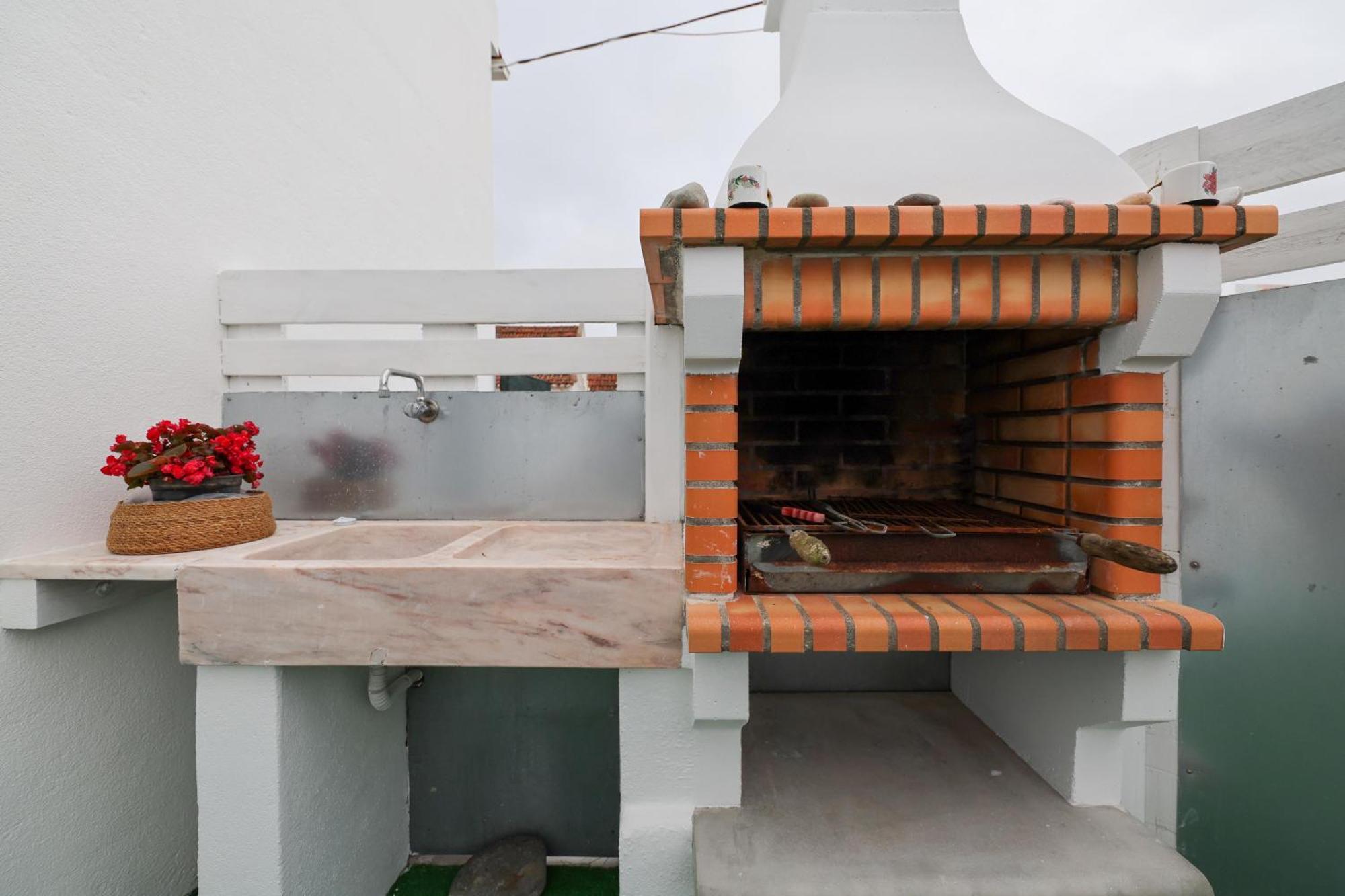Casas Com Amoras In Serra Da Pescaria Famalicão Extérieur photo